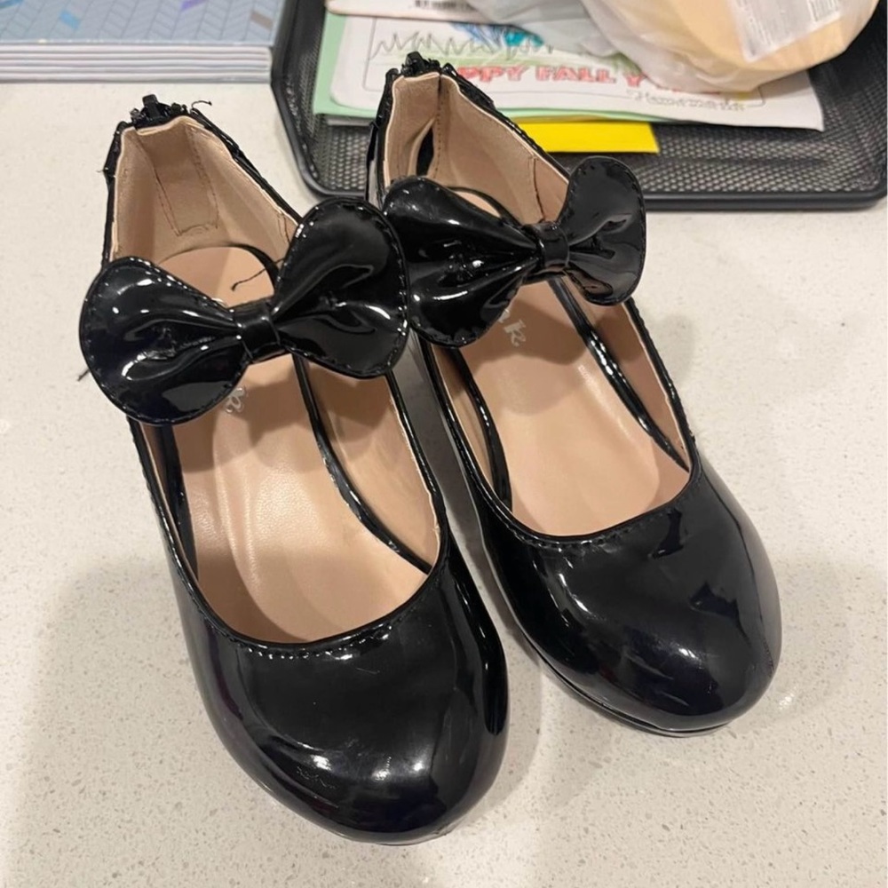 Little Girls Heels - Size 13